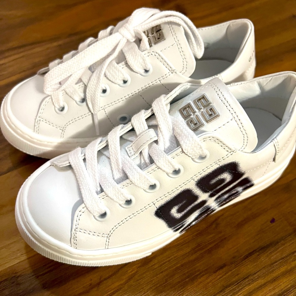 Toddler unisex Givenchy Sneakers